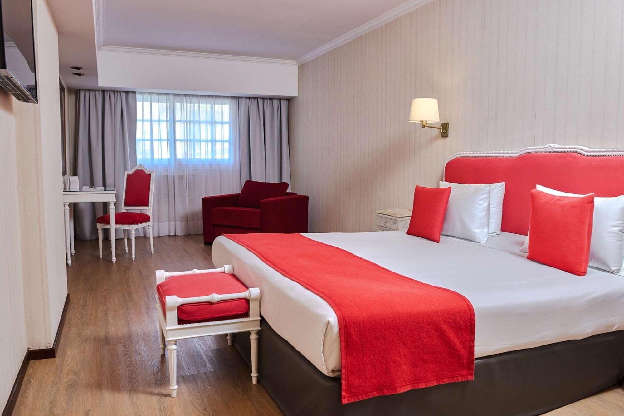 Bed and Breakfast Ramada By Wyndham Buenos Aires Centro Esterno foto