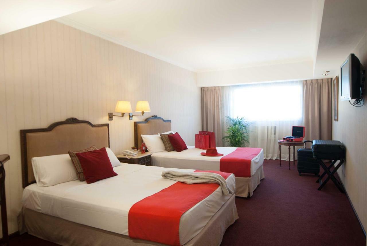 Bed and Breakfast Ramada By Wyndham Buenos Aires Centro Esterno foto